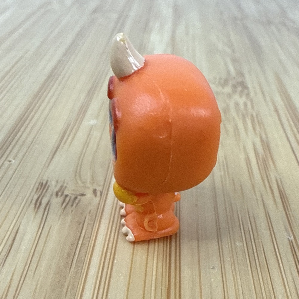 Disney Doorables Series 1 Monsters Inc Roz And George Sanderson - Picture 10 of 11
